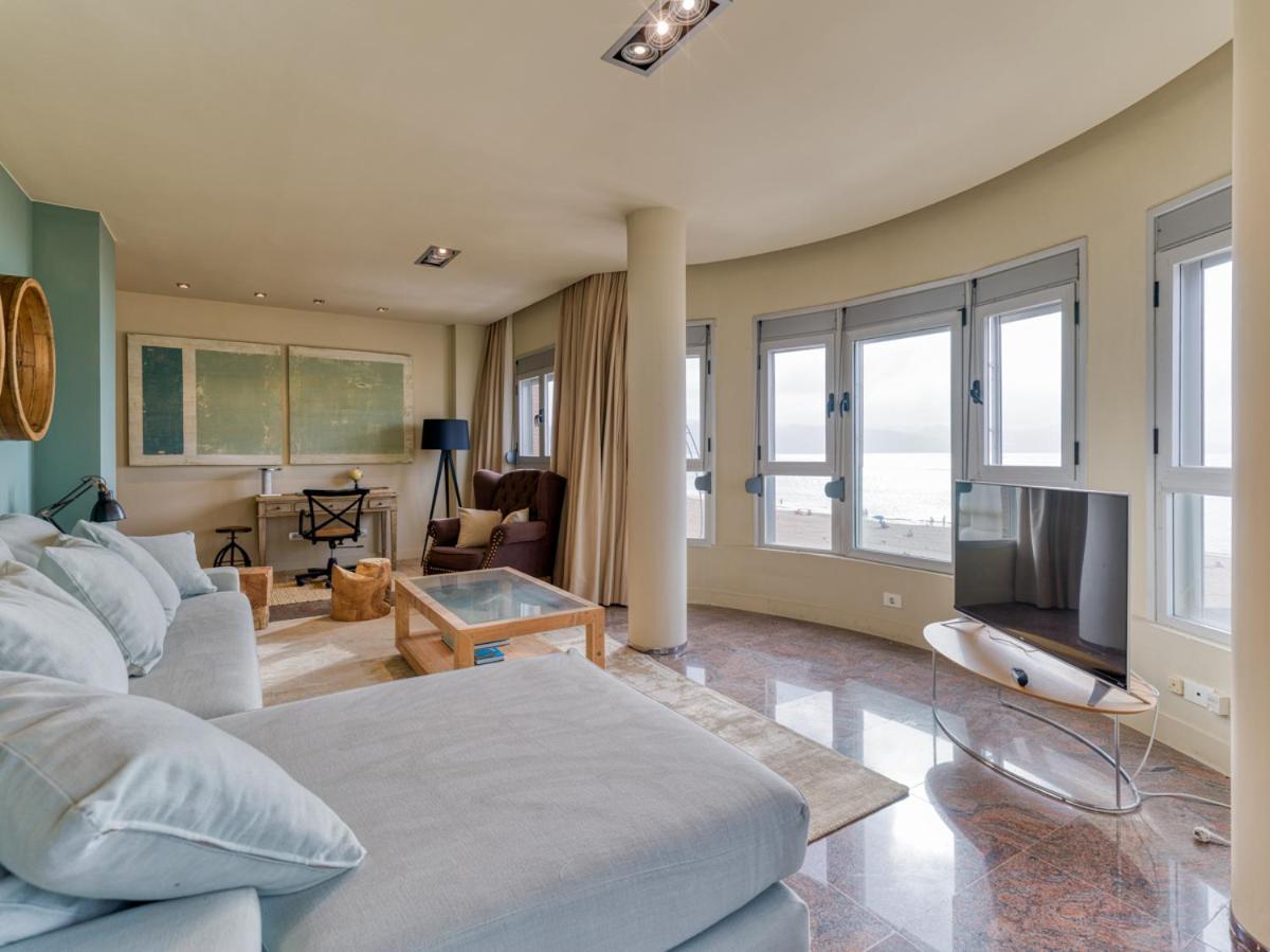 Luxury Bakus Canteras Beach لاس بالماس دي غران كاناريا المظهر الخارجي الصورة
