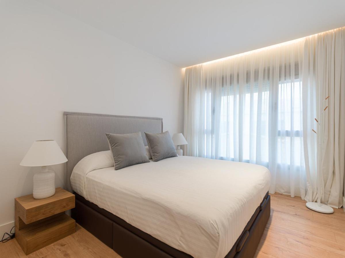 Luxury Bakus Canteras Beach لاس بالماس دي غران كاناريا الغرفة الصورة