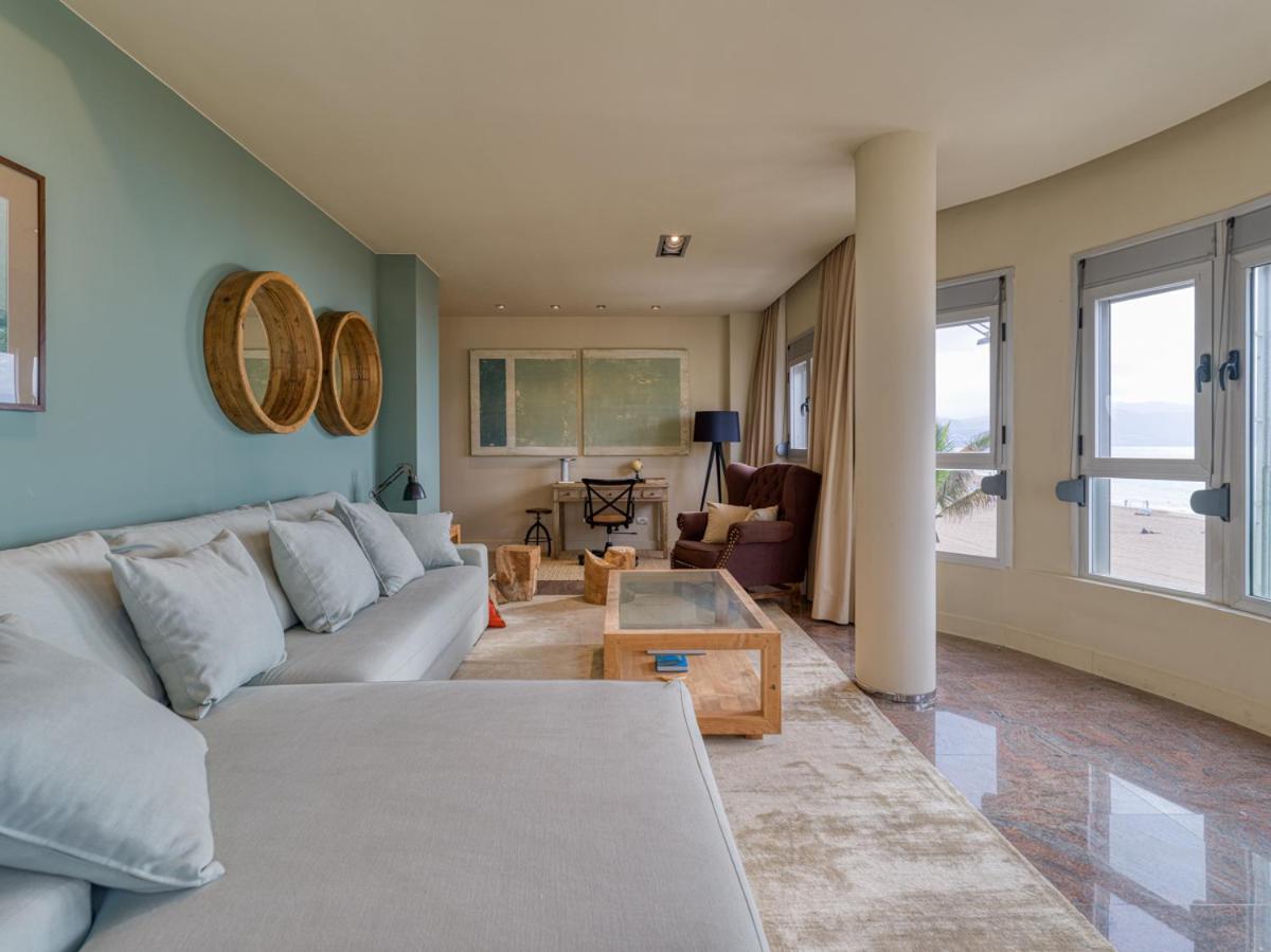 Luxury Bakus Canteras Beach لاس بالماس دي غران كاناريا الغرفة الصورة