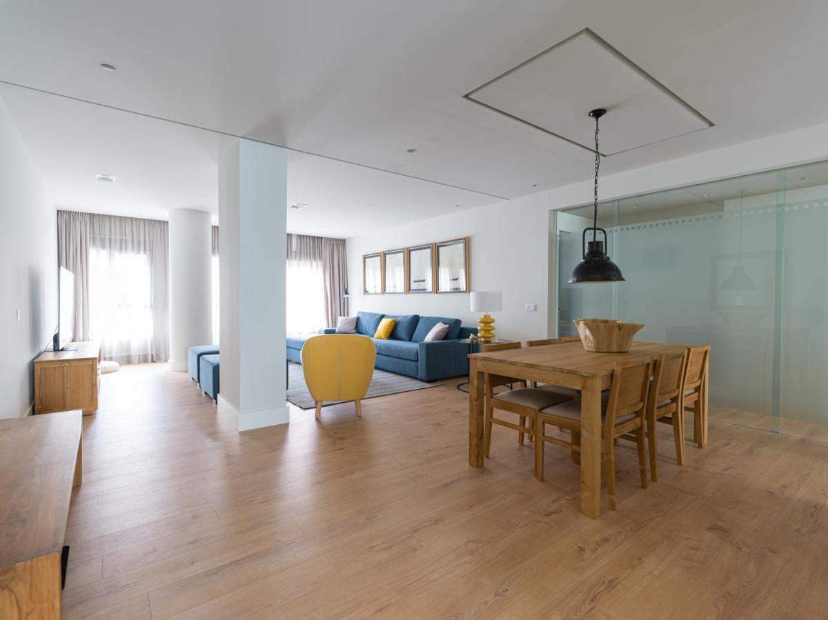 Luxury Bakus Canteras Beach لاس بالماس دي غران كاناريا الغرفة الصورة