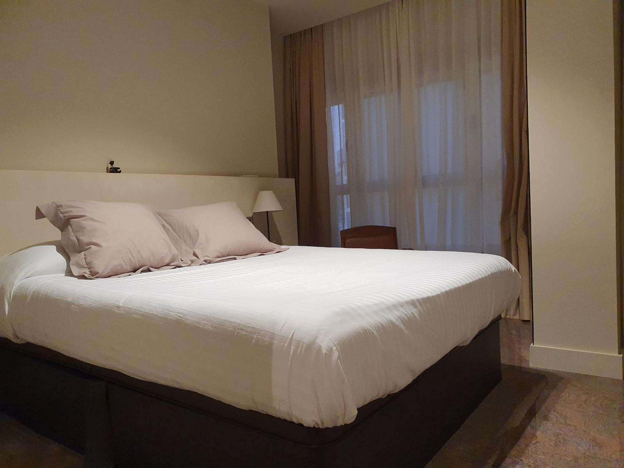 Luxury Bakus Canteras Beach لاس بالماس دي غران كاناريا الغرفة الصورة